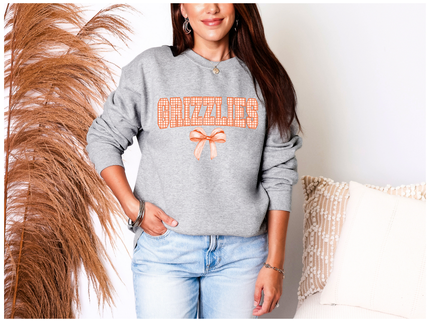 Adult Grizzly Bow Crewneck